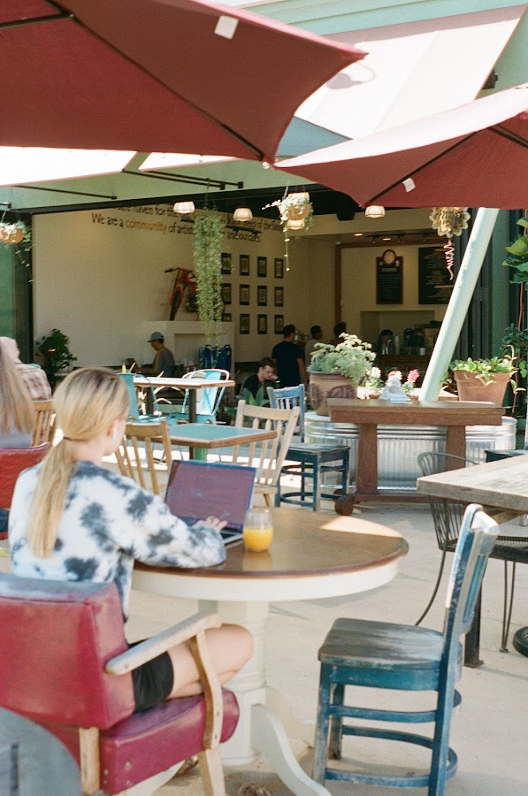 The Flower Pot Cafe and Bakery